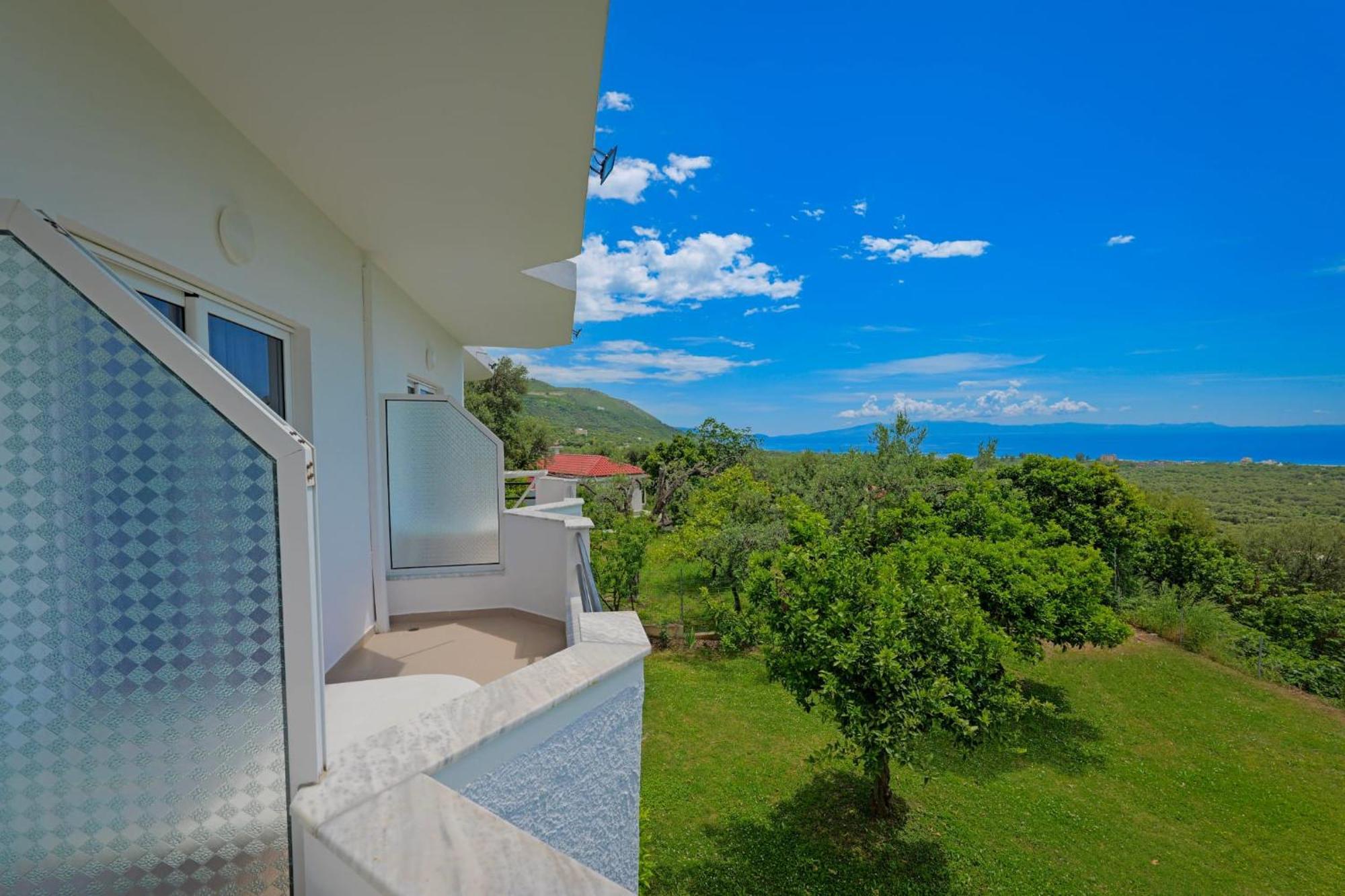 Villa Pargua Borsh Exteriér fotografie
