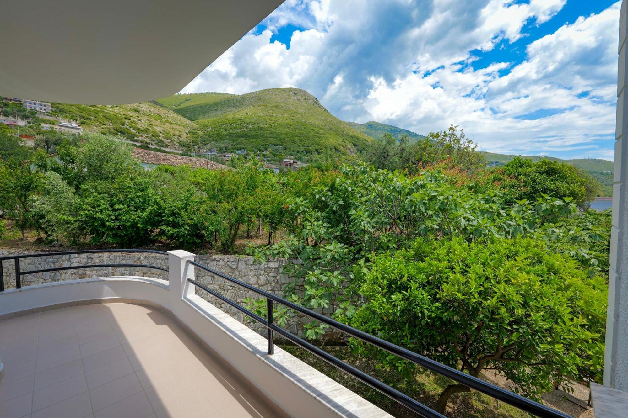 Villa Pargua Borsh Exteriér fotografie